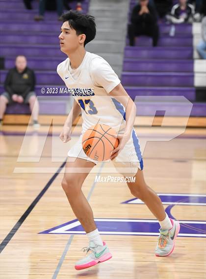 Thumbnail 3 in Phoenix Country Day vs. Sabino (Coyotes Basketball Invitational) photogallery.