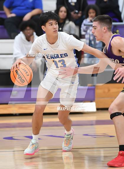 Thumbnail 3 in Phoenix Country Day vs. Sabino (Coyotes Basketball Invitational) photogallery.