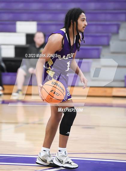 Thumbnail 2 in Phoenix Country Day vs. Sabino (Coyotes Basketball Invitational) photogallery.