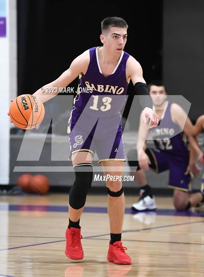 Thumbnail 3 in Phoenix Country Day vs. Sabino (Coyotes Basketball Invitational) photogallery.