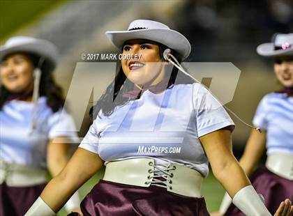 Thumbnail 3 in Ennis vs. Cedar Park (UIL 5A Area Playoff) photogallery.