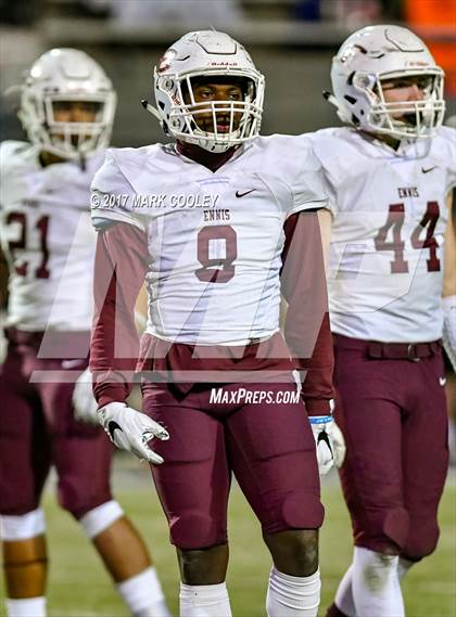 Thumbnail 1 in Ennis vs. Cedar Park (UIL 5A Area Playoff) photogallery.
