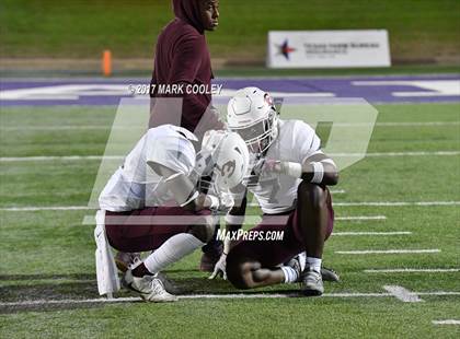 Thumbnail 1 in Ennis vs. Cedar Park (UIL 5A Area Playoff) photogallery.