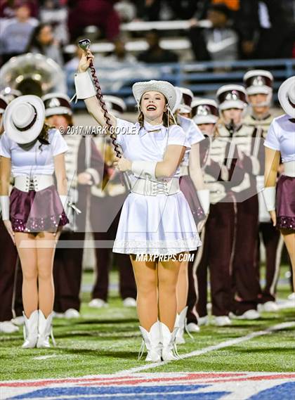 Thumbnail 2 in Ennis vs. Cedar Park (UIL 5A Area Playoff) photogallery.