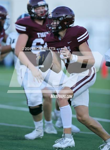 Thumbnail 3 in Vandegrift @ Dripping Springs photogallery.