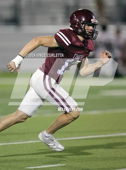 Thumbnail 1 in Vandegrift @ Dripping Springs photogallery.