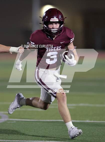 Thumbnail 1 in Vandegrift @ Dripping Springs photogallery.