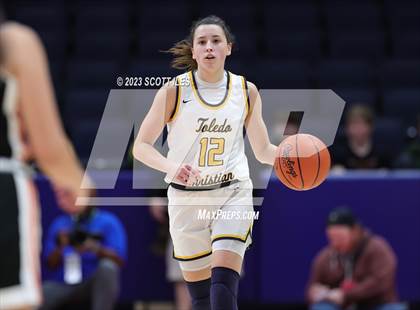 Thumbnail 1 in Springfield vs. Toledo Christian (OHSAA D4 State Semifinal) photogallery.