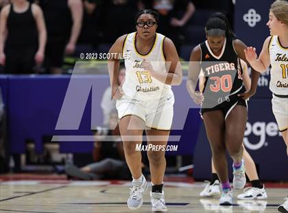Thumbnail 2 in Springfield vs. Toledo Christian (OHSAA D4 State Semifinal) photogallery.