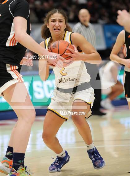 Thumbnail 2 in Springfield vs. Toledo Christian (OHSAA D4 State Semifinal) photogallery.