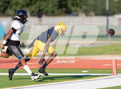 Thumbnail 1 in FR: Cypress Ranch vs New Caney (A teams) photogallery.