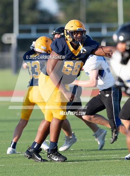 Thumbnail 1 in FR: Cypress Ranch vs New Caney (A teams) photogallery.