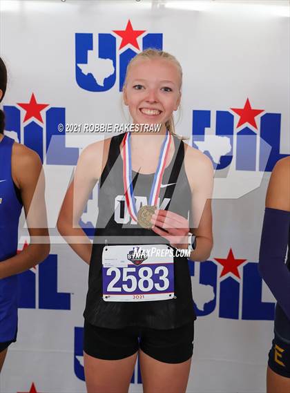 Thumbnail 2 in UIL Cross Country 6A Finals (3200) photogallery.
