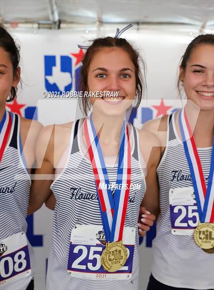 Thumbnail 1 in UIL Cross Country 6A Finals (3200) photogallery.