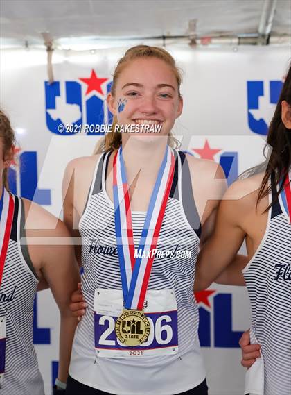 Thumbnail 3 in UIL Cross Country 6A Finals (3200) photogallery.