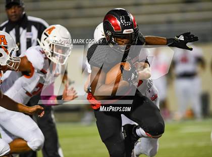 Thumbnail 3 in Gonzales vs. Mineral Wells photogallery.