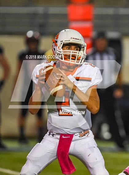 Thumbnail 3 in Gonzales vs. Mineral Wells photogallery.