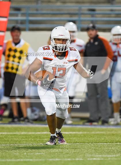 Thumbnail 2 in Gonzales vs. Mineral Wells photogallery.
