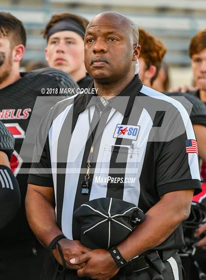 Thumbnail 2 in Gonzales vs. Mineral Wells photogallery.