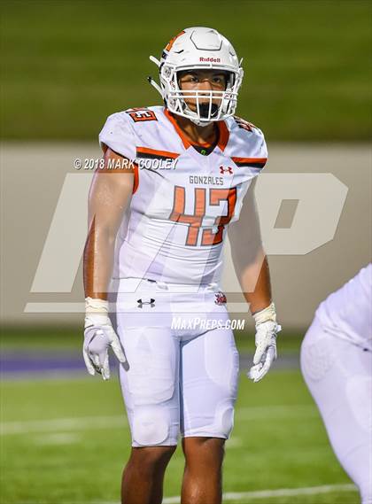 Thumbnail 3 in Gonzales vs. Mineral Wells photogallery.