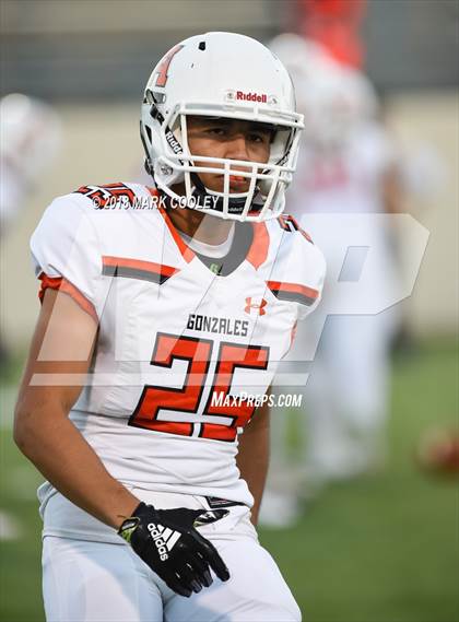 Thumbnail 3 in Gonzales vs. Mineral Wells photogallery.