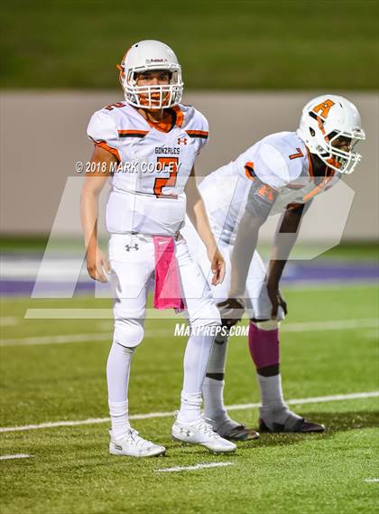 Thumbnail 3 in Gonzales vs. Mineral Wells photogallery.