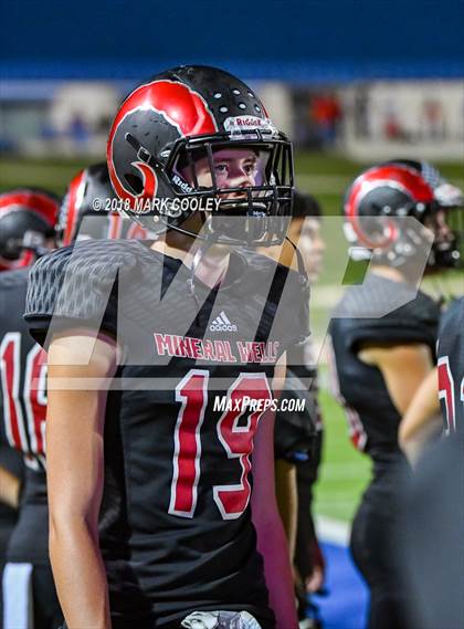 Thumbnail 3 in Gonzales vs. Mineral Wells photogallery.