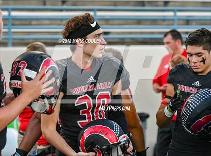 Thumbnail 2 in Gonzales vs. Mineral Wells photogallery.