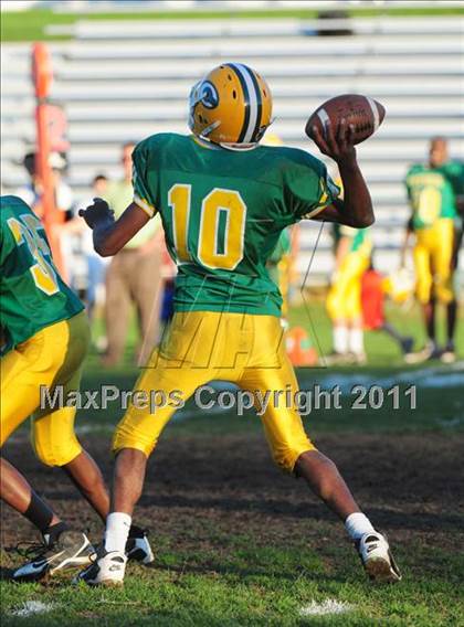 Thumbnail 2 in North Haven @ Trinity Catholic photogallery.