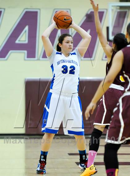 Thumbnail 2 in Nazareth vs. Windward (Nike Tournament of Champions) photogallery.