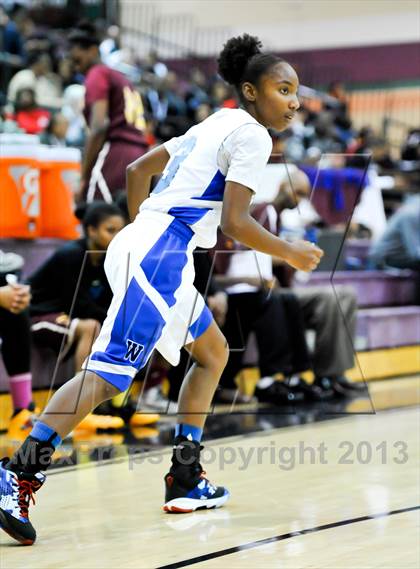 Thumbnail 2 in Nazareth vs. Windward (Nike Tournament of Champions) photogallery.