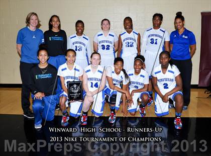 Thumbnail 3 in Nazareth vs. Windward (Nike Tournament of Champions) photogallery.