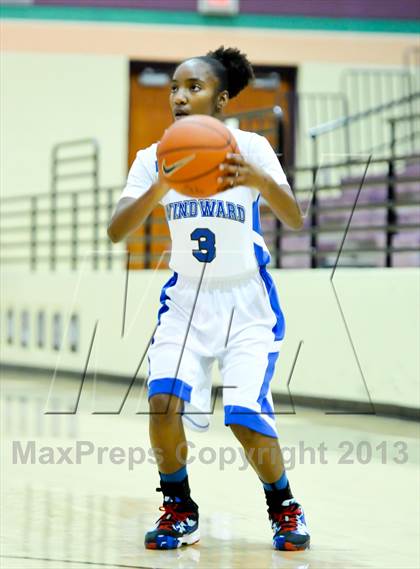 Thumbnail 1 in Nazareth vs. Windward (Nike Tournament of Champions) photogallery.