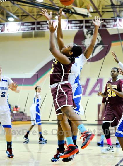 Thumbnail 1 in Nazareth vs. Windward (Nike Tournament of Champions) photogallery.