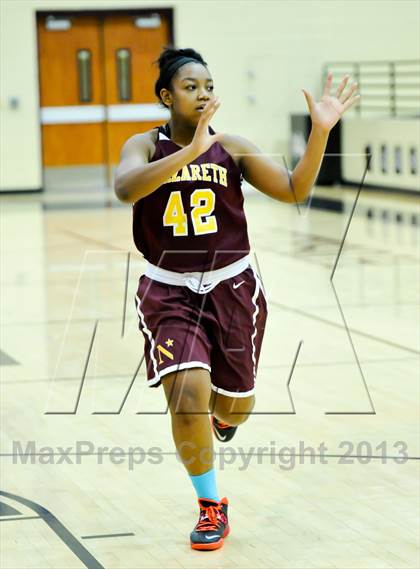 Thumbnail 1 in Nazareth vs. Windward (Nike Tournament of Champions) photogallery.