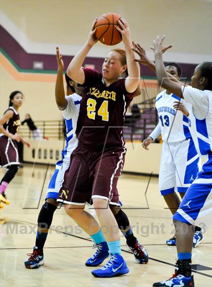 Thumbnail 3 in Nazareth vs. Windward (Nike Tournament of Champions) photogallery.