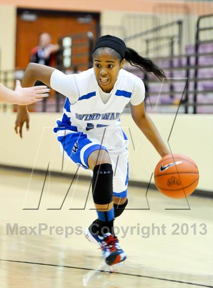 Thumbnail 2 in Nazareth vs. Windward (Nike Tournament of Champions) photogallery.