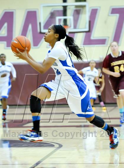 Thumbnail 1 in Nazareth vs. Windward (Nike Tournament of Champions) photogallery.