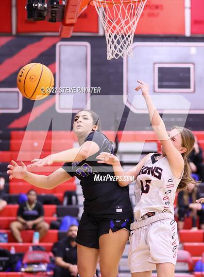 Thumbnail 2 in O'Connor vs Liberty photogallery.