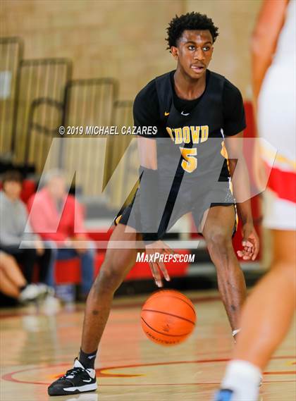 Thumbnail 1 in Bishop O'Dowd @ Cathedral Catholic (Torrey Pines Holiday Classic) photogallery.