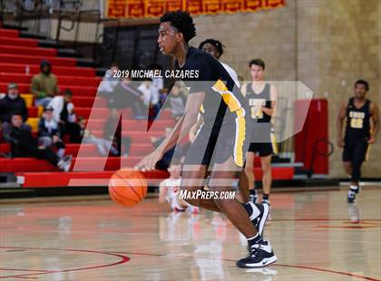 Thumbnail 1 in Bishop O'Dowd @ Cathedral Catholic (Torrey Pines Holiday Classic) photogallery.