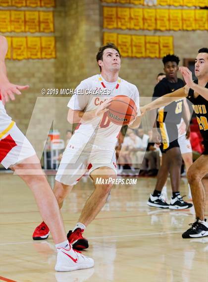 Thumbnail 2 in Bishop O'Dowd @ Cathedral Catholic (Torrey Pines Holiday Classic) photogallery.