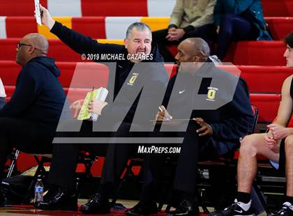 Thumbnail 3 in Bishop O'Dowd @ Cathedral Catholic (Torrey Pines Holiday Classic) photogallery.