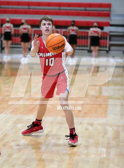 Thumbnail 1 in Westmoore @ Mustang photogallery.