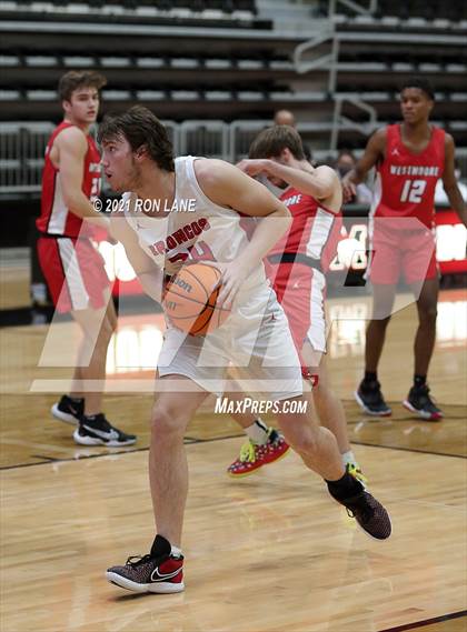 Thumbnail 1 in Westmoore @ Mustang photogallery.