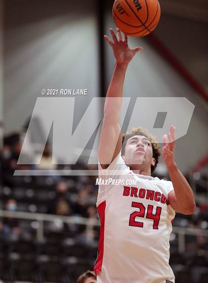 Thumbnail 1 in Westmoore @ Mustang photogallery.