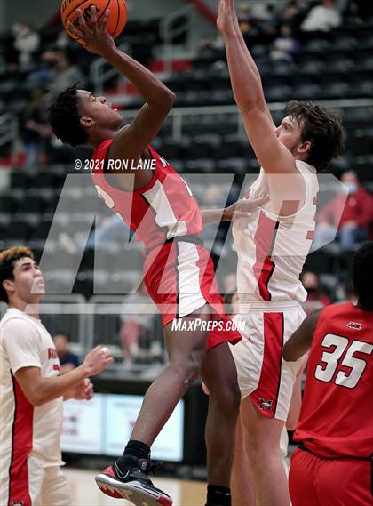 Thumbnail 1 in Westmoore @ Mustang photogallery.