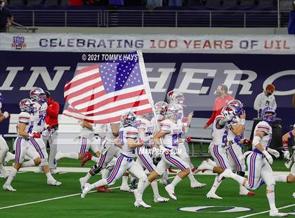Thumbnail 3 in Westlake vs. Southlake Carroll (UIL 6A D1 Final) photogallery.