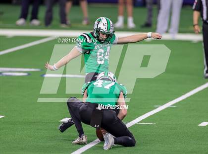 Thumbnail 2 in Westlake vs. Southlake Carroll (UIL 6A D1 Final) photogallery.