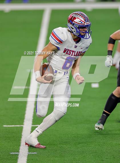 Thumbnail 3 in Westlake vs. Southlake Carroll (UIL 6A D1 Final) photogallery.
